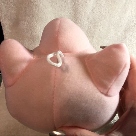 FINAL SALE- LEAVING CLOSET- NO FURTHER DISCOUNTS - Picture 3 of 9